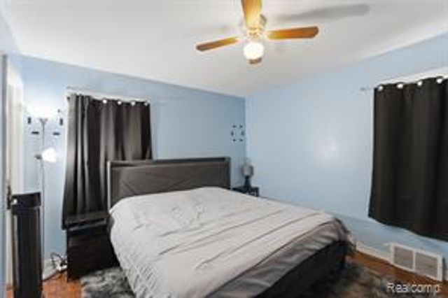 20522 Tracey Street, Detroit, MI 48235