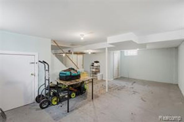 20522 Tracey Street, Detroit, MI 48235