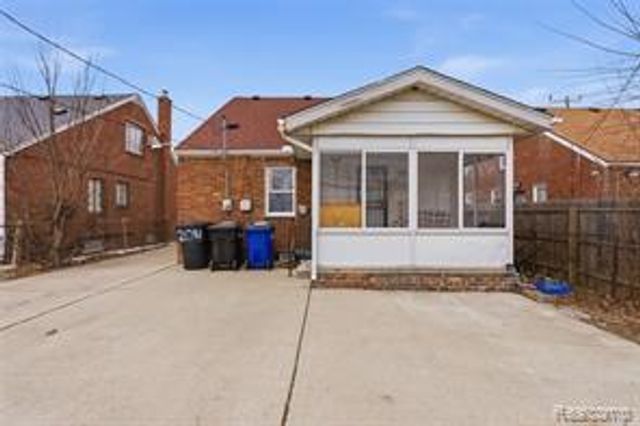 20522 Tracey Street, Detroit, MI 48235
