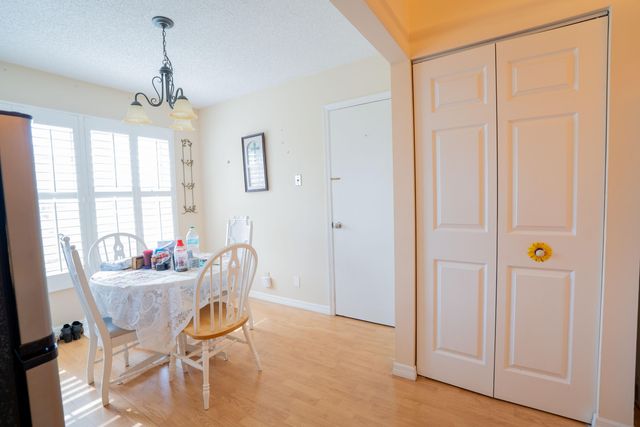 6121 Rainbow Circle, Greenacres, FL 33463