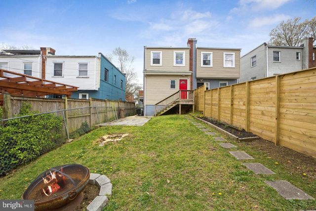 131 DARRINGTON ST SW, Washington, DC 20032