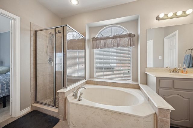 9105 Hawley Drive, Fort Worth, TX 76244