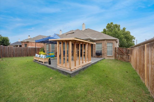 9105 Hawley Drive, Fort Worth, TX 76244
