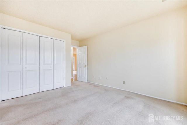 54 Tanglewood Court, South Brunswick, NJ 08852