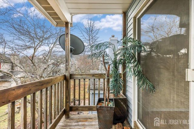 54 Tanglewood Court, South Brunswick, NJ 08852