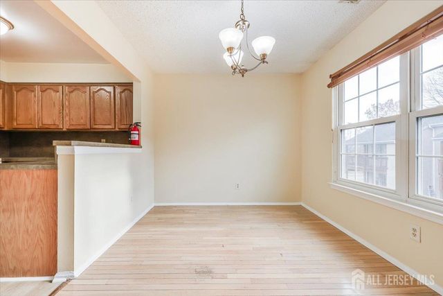 54 Tanglewood Court, South Brunswick, NJ 08852