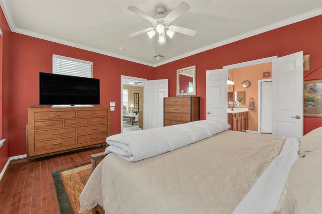 2310 Messina Drive, Pearland, TX 77581