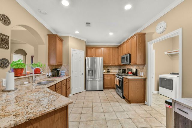 2310 Messina Drive, Pearland, TX 77581