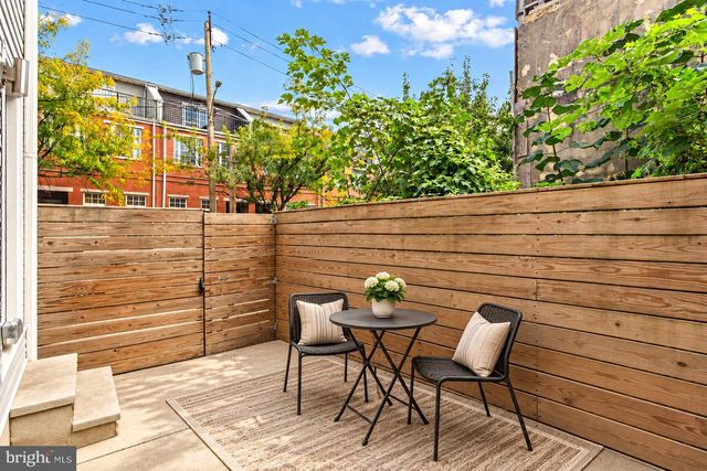 1256 N HOWARD ST, Philadelphia, PA 19122