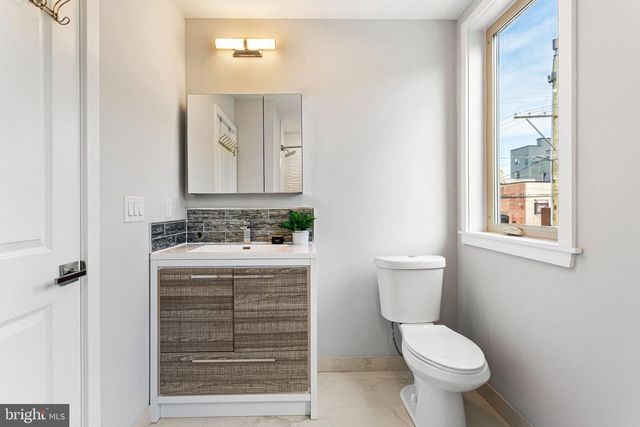 1256 N HOWARD ST, Philadelphia, PA 19122