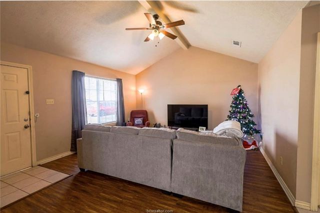 1802 Treehouse Trail A, College Station, TX 77845