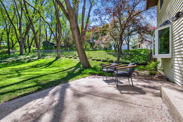 5820 131st Street W, Apple Valley, MN 55124