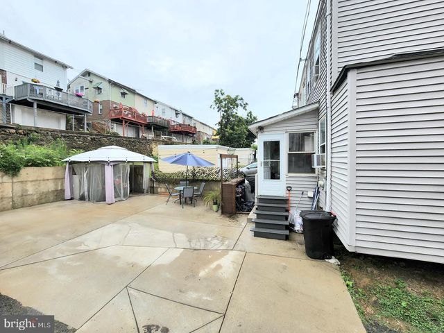 735 YEADON AVE, Lansdowne, PA 19050