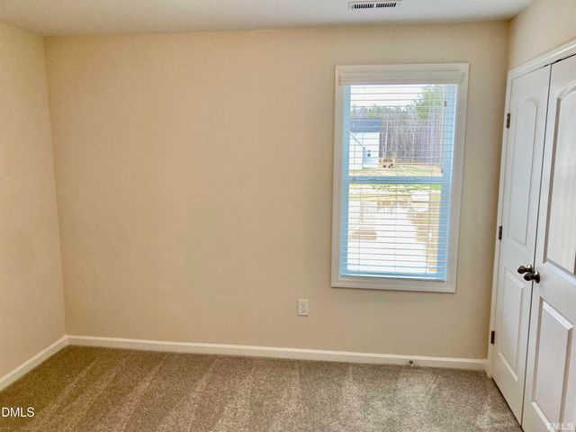 22 Davinci Drive, Zebulon, NC 27597