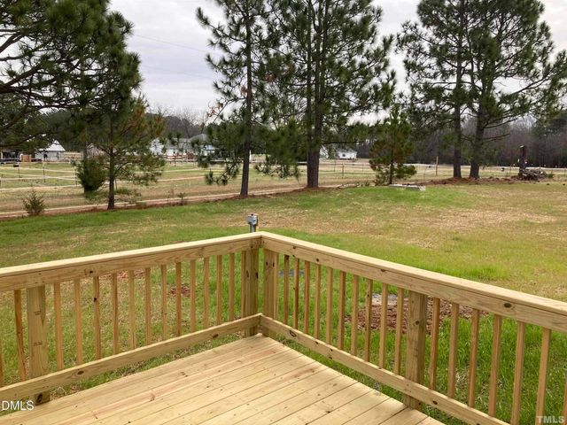 22 Davinci Drive, Zebulon, NC 27597