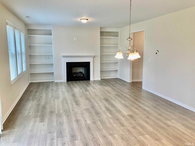 22 Davinci Drive, Zebulon, NC 27597