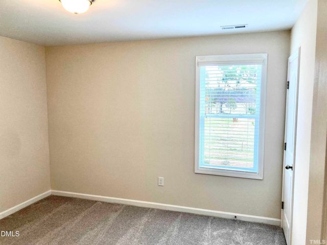 22 Davinci Drive, Zebulon, NC 27597