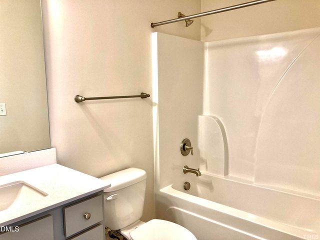 22 Davinci Drive, Zebulon, NC 27597