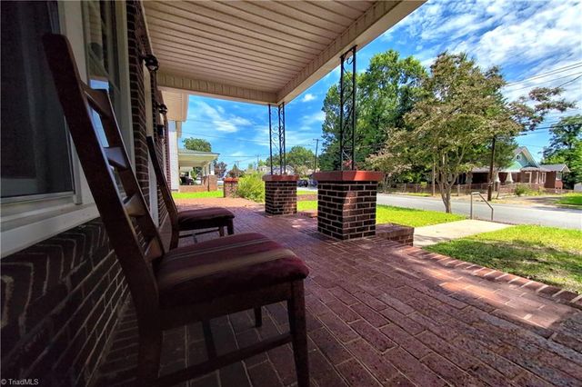 3004 N Patterson Avenue, Winston-salem, NC 27105