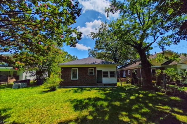 3004 N Patterson Avenue, Winston-salem, NC 27105