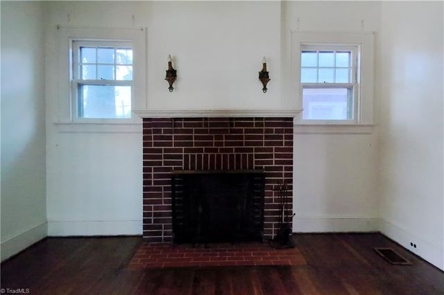 3004 N Patterson Avenue, Winston-salem, NC 27105