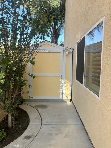 17175 MONTERREY PINES Lane, Canyon Country, CA 91387