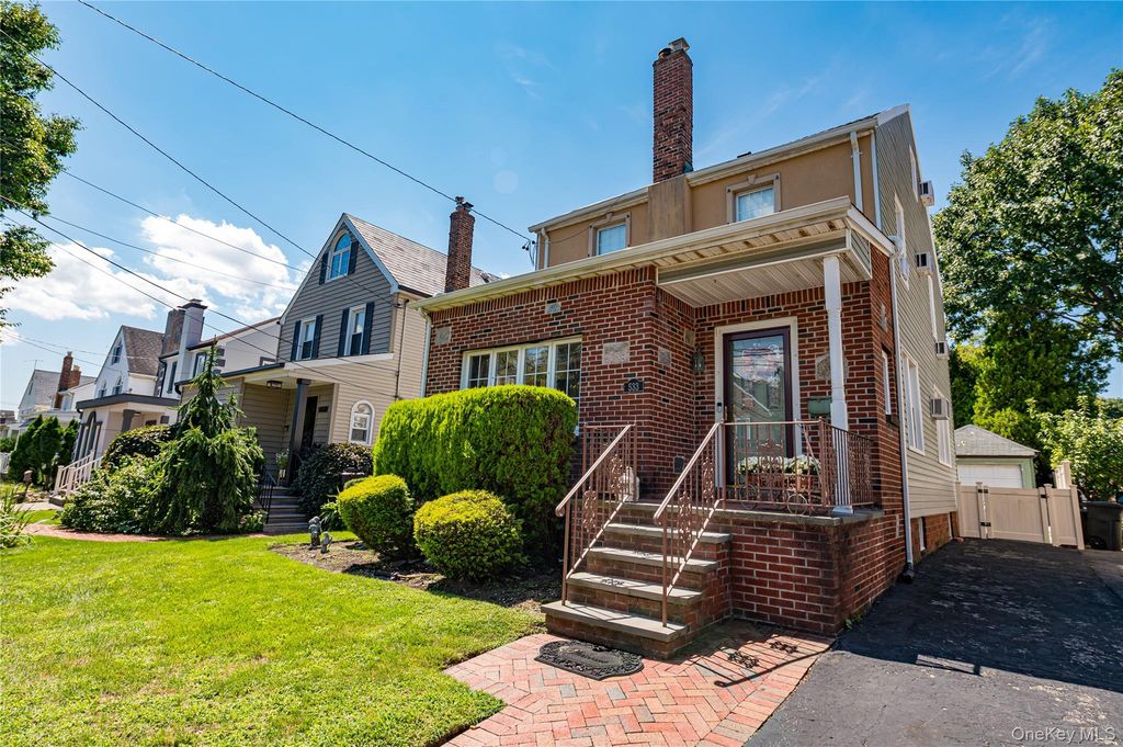 533 Marcellus Road, Williston Park, NY 11596 — exterior