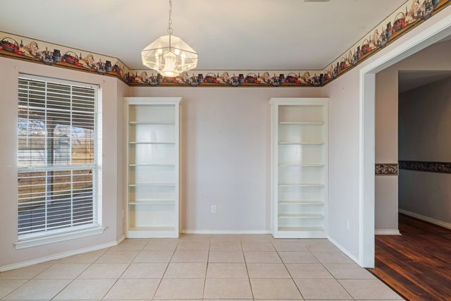 3754 County Road 11300, Paris, TX 75462