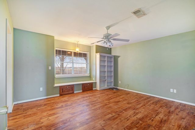 3754 County Road 11300, Paris, TX 75462