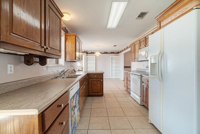3754 County Road 11300, Paris, TX 75462