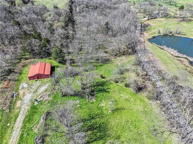 751 Bunch Springs Road, Berryville, AR 72616