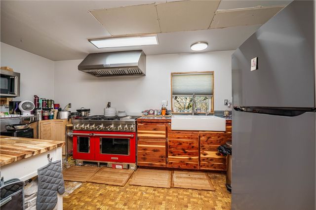 751 Bunch Springs Road, Berryville, AR 72616