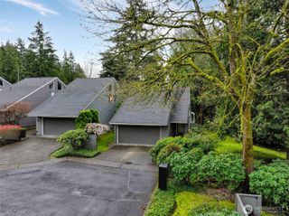 621 Bellevue Way SE, Bellevue, WA 98004