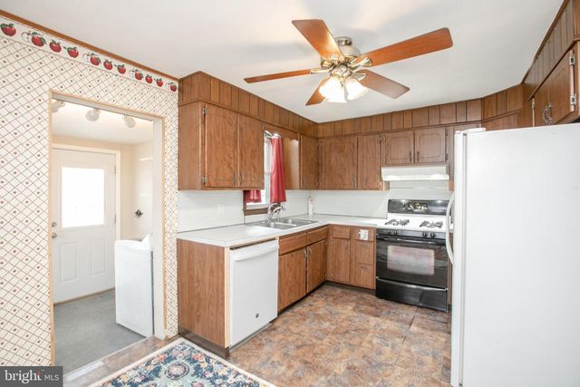 2414 HAMILTON AVE, Hamilton, NJ 08619