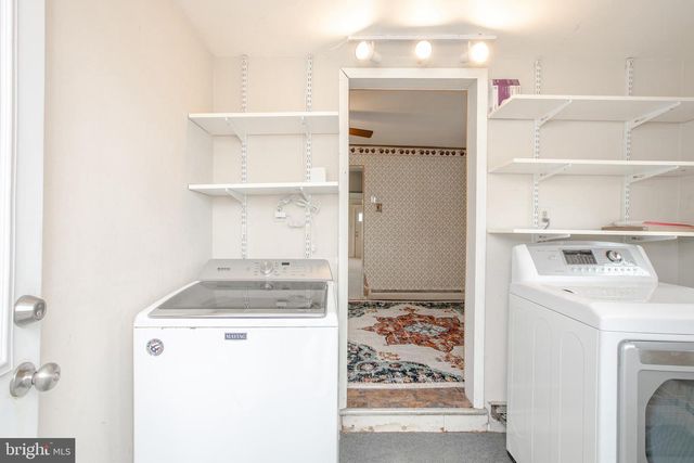 2414 HAMILTON AVE, Hamilton, NJ 08619