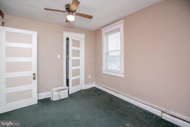 2414 HAMILTON AVE, Hamilton, NJ 08619