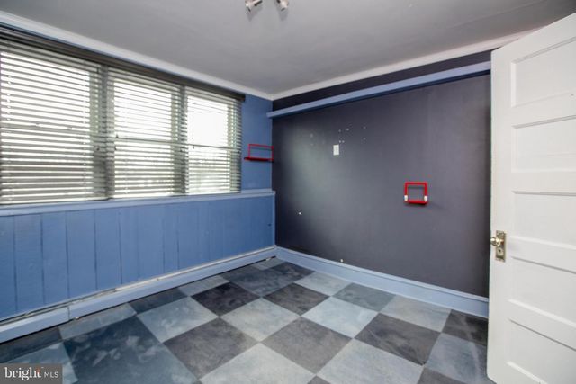 2414 HAMILTON AVE, Hamilton, NJ 08619