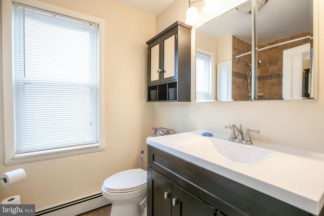 2414 HAMILTON AVE, Hamilton, NJ 08619