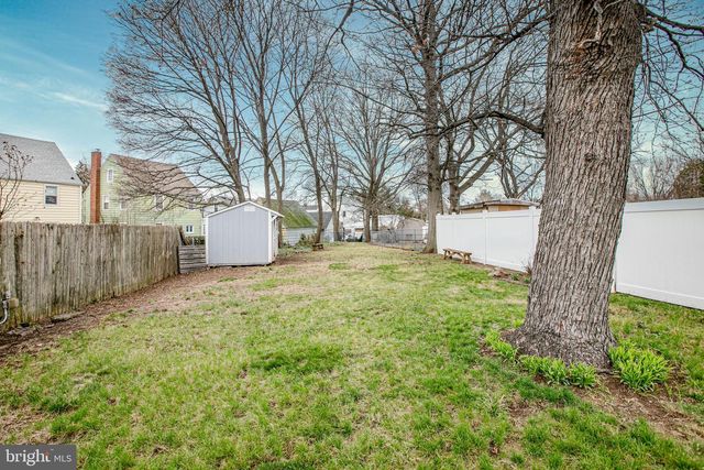 2414 HAMILTON AVE, Hamilton, NJ 08619