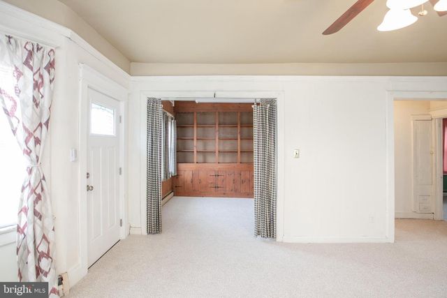 2414 HAMILTON AVE, Hamilton, NJ 08619