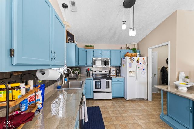 4 Westview Place, Bargersville, IN 46106