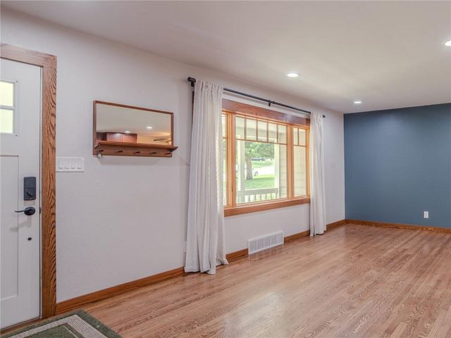 4716 W 61st Street, Mission, KS 66205