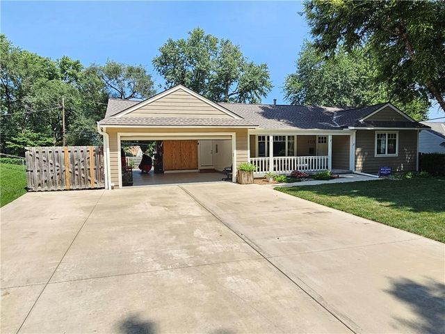 4716 W 61st Street, Mission, KS 66205