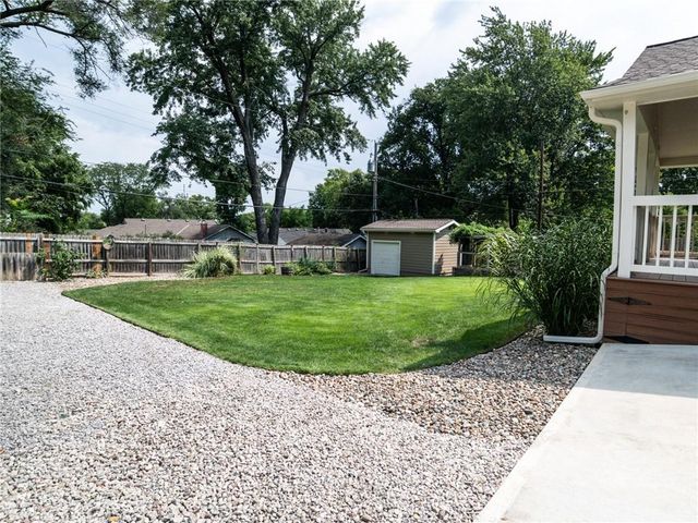 4716 W 61st Street, Mission, KS 66205