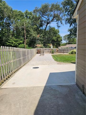 4716 W 61st Street, Mission, KS 66205