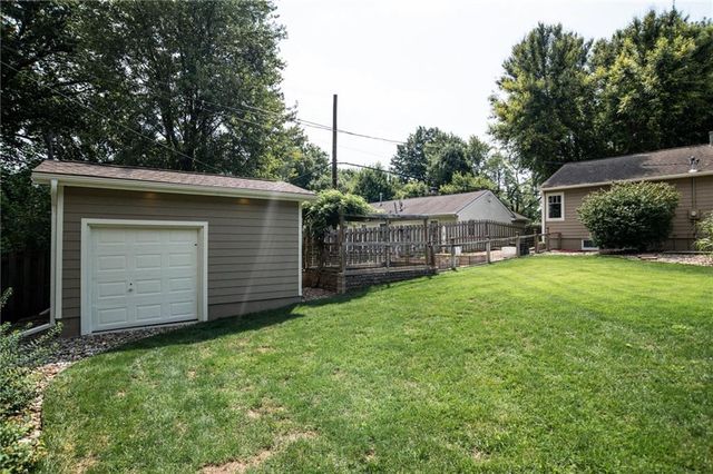 4716 W 61st Street, Mission, KS 66205