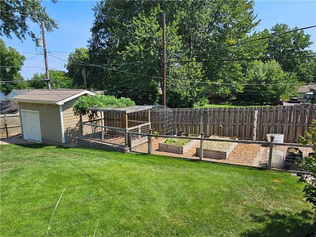 4716 W 61st Street, Mission, KS 66205