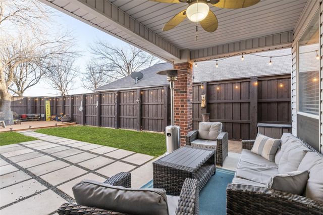 18212 Muir Circle, Dallas, TX 75287