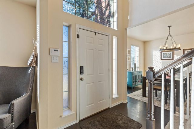 18212 Muir Circle, Dallas, TX 75287