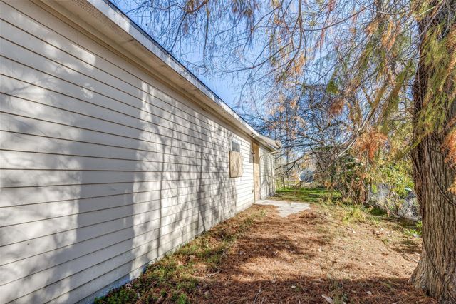 301 Albert Street, La Marque, TX 77568